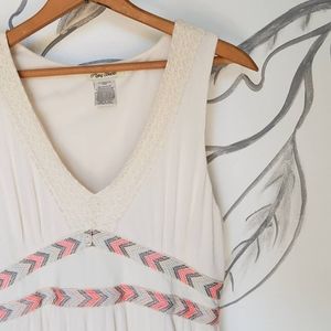 Beautiful vintage dress